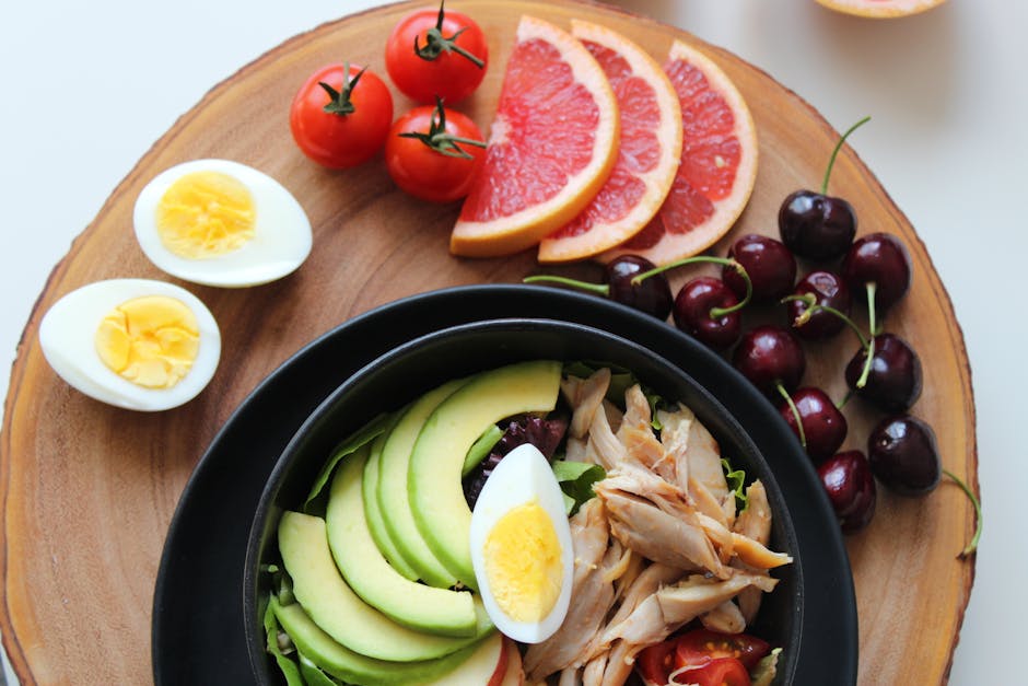 How a Mindful Diet Can Reduce Joint Pain: Foods to Eat and Avoid