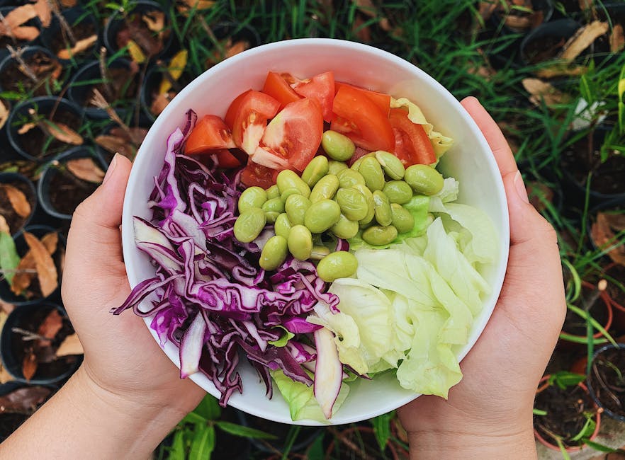 How a Mindful Diet Can Reduce Joint Pain: Foods to Eat and Avoid